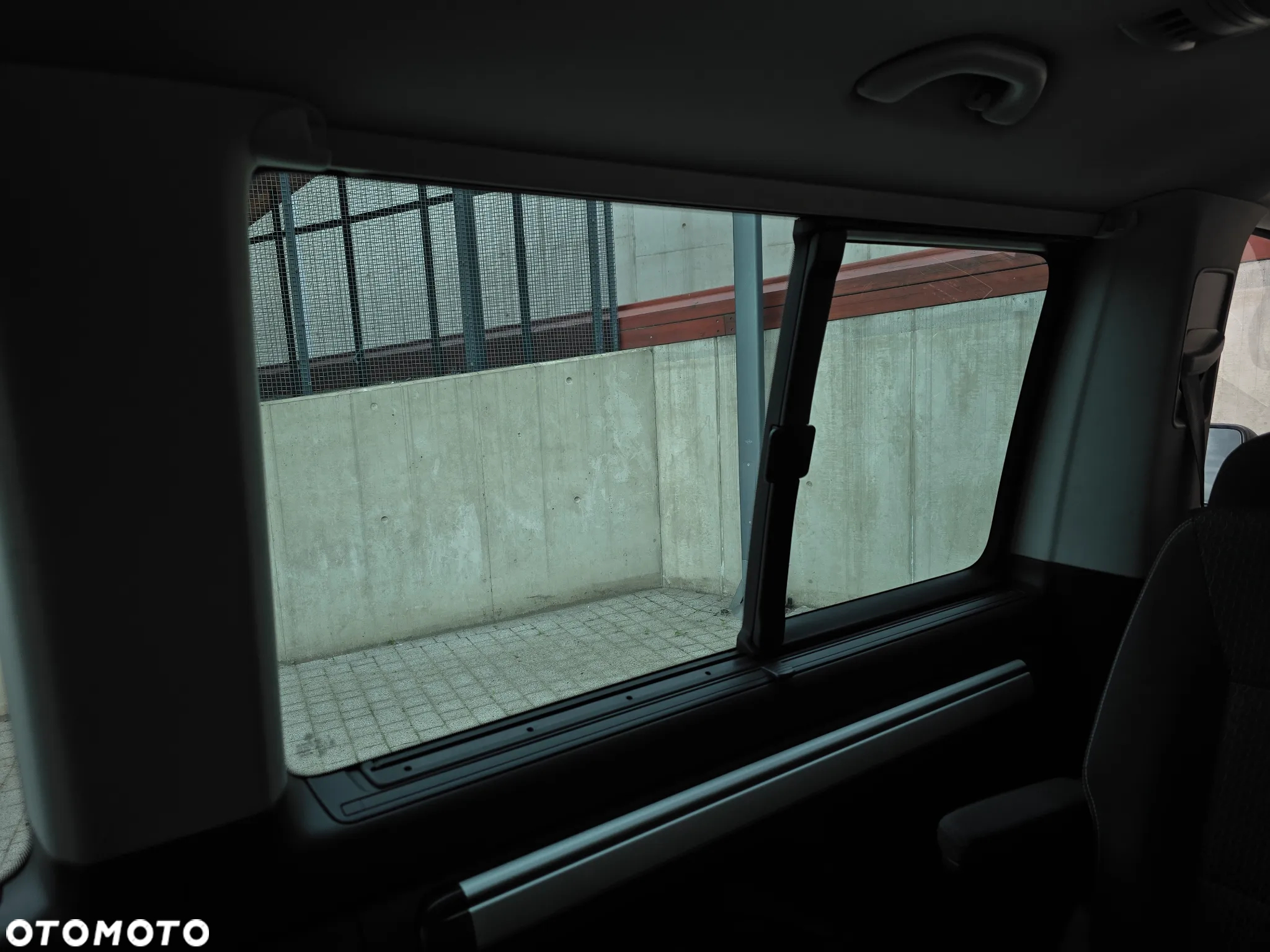 Volkswagen Multivan 2.0 TDI L1 DSG - 25
