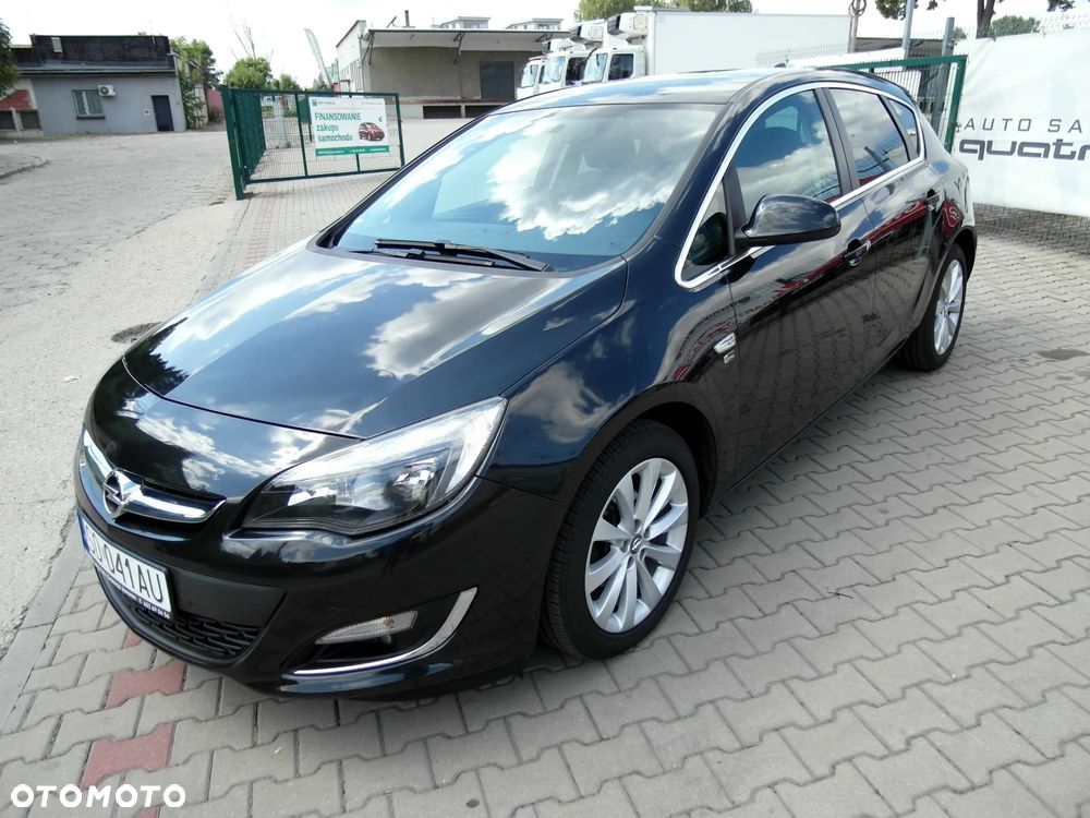 Opel Astra 1.4 Turbo 150 Jahre - 11