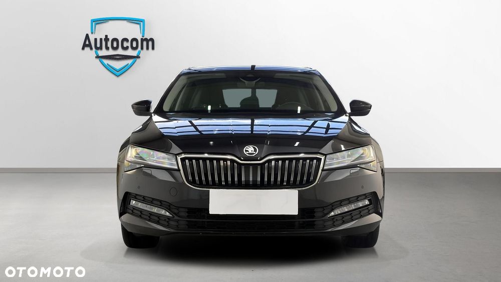 Skoda Superb 2.0 TDI SCR Ambition DSG - 8