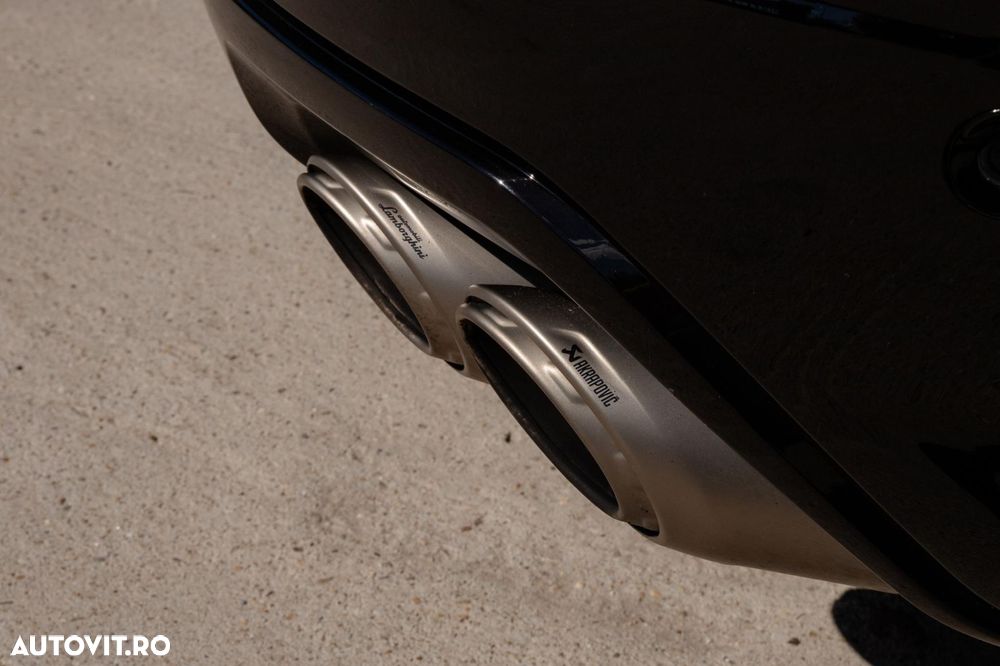 Lamborghini URUS - 13