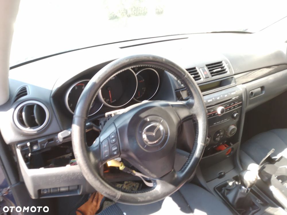 MAZDA 3  03-06 1.6 CD  ZDERZAK PRZÓD 25E - 27