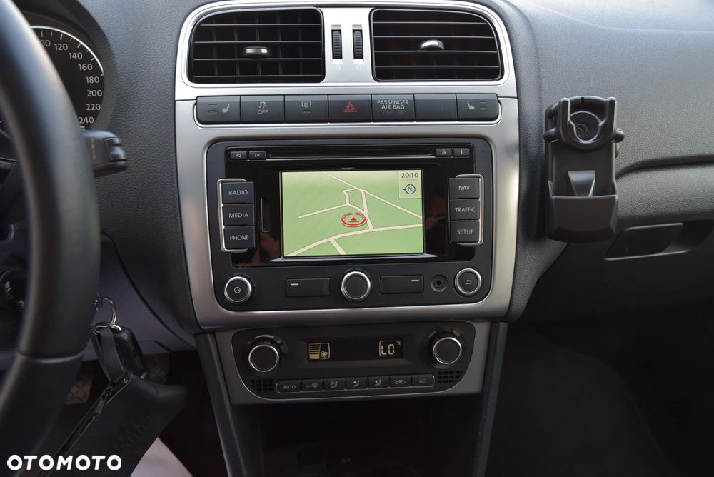 Volkswagen Polo 1.2 Life - 21