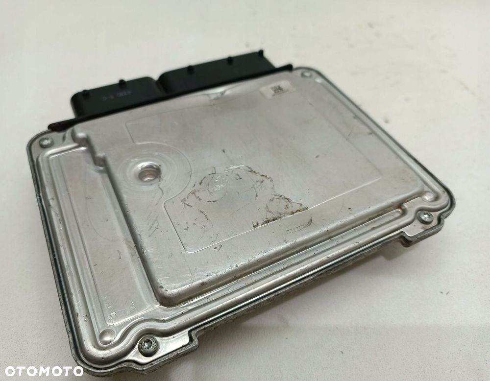 KOMPUTER SILNIKA STEROWNIK VW GOLF VI 1.4 TSI 03C906027BA 0261S05812 - 2