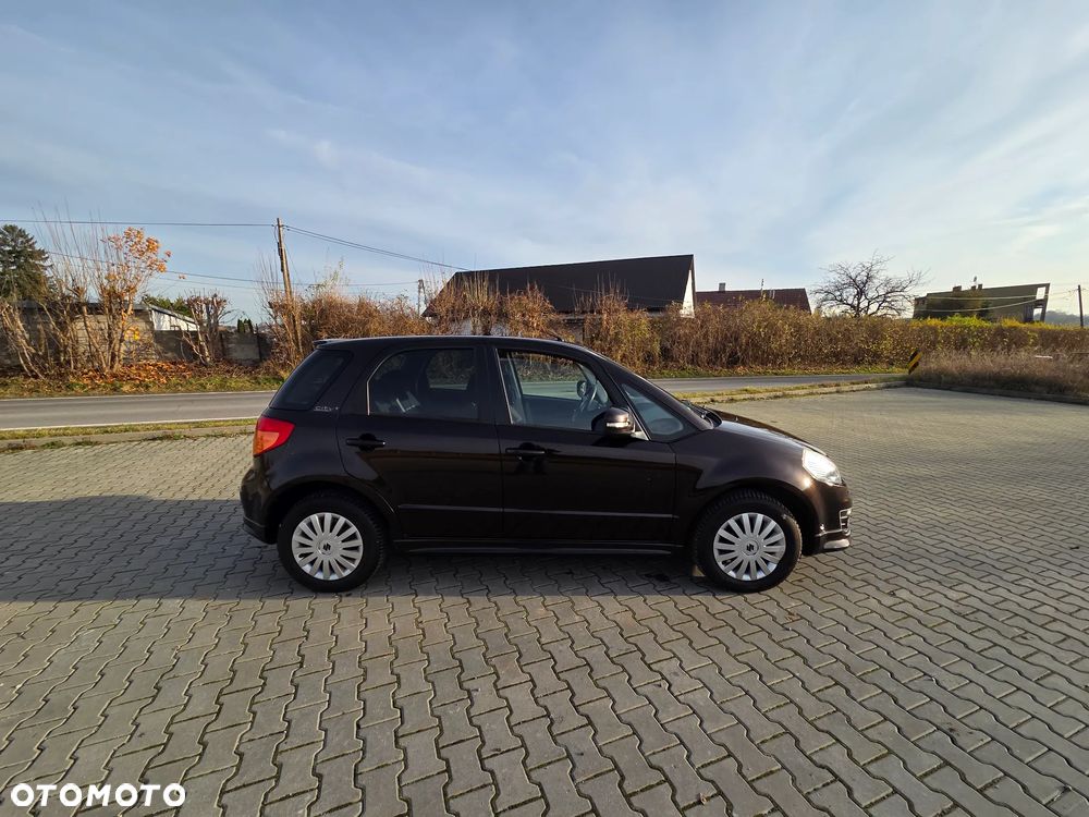 Suzuki SX4 - 3