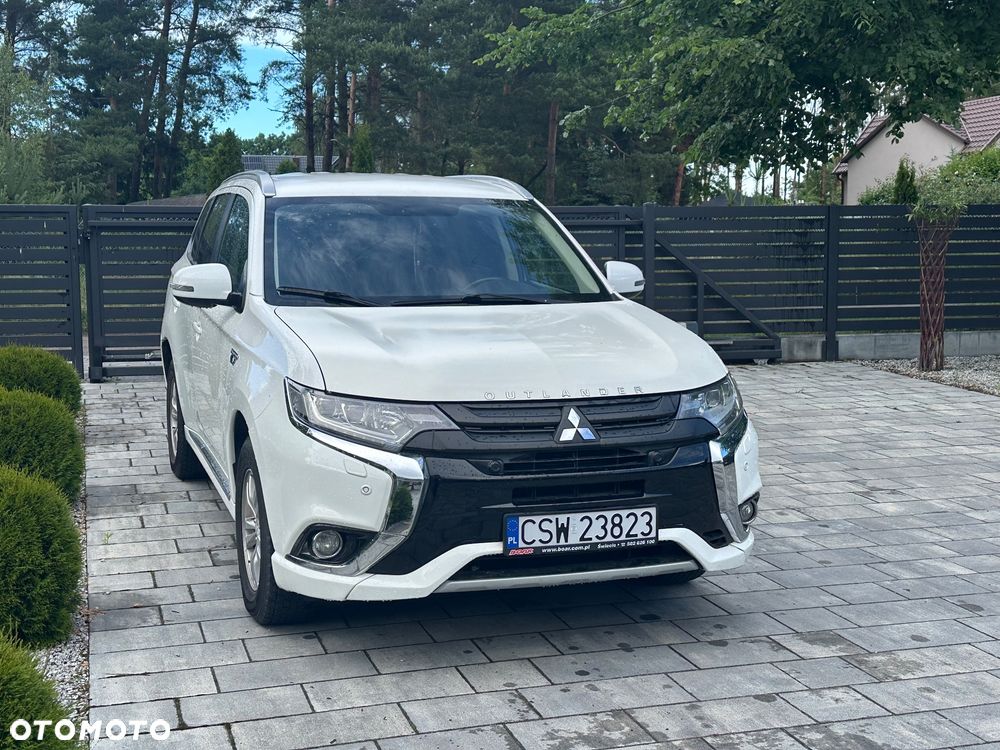 Mitsubishi Outlander 2.0 4WD Plus - 1