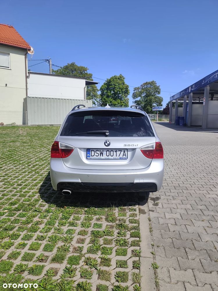BMW Seria 3 320d - 6