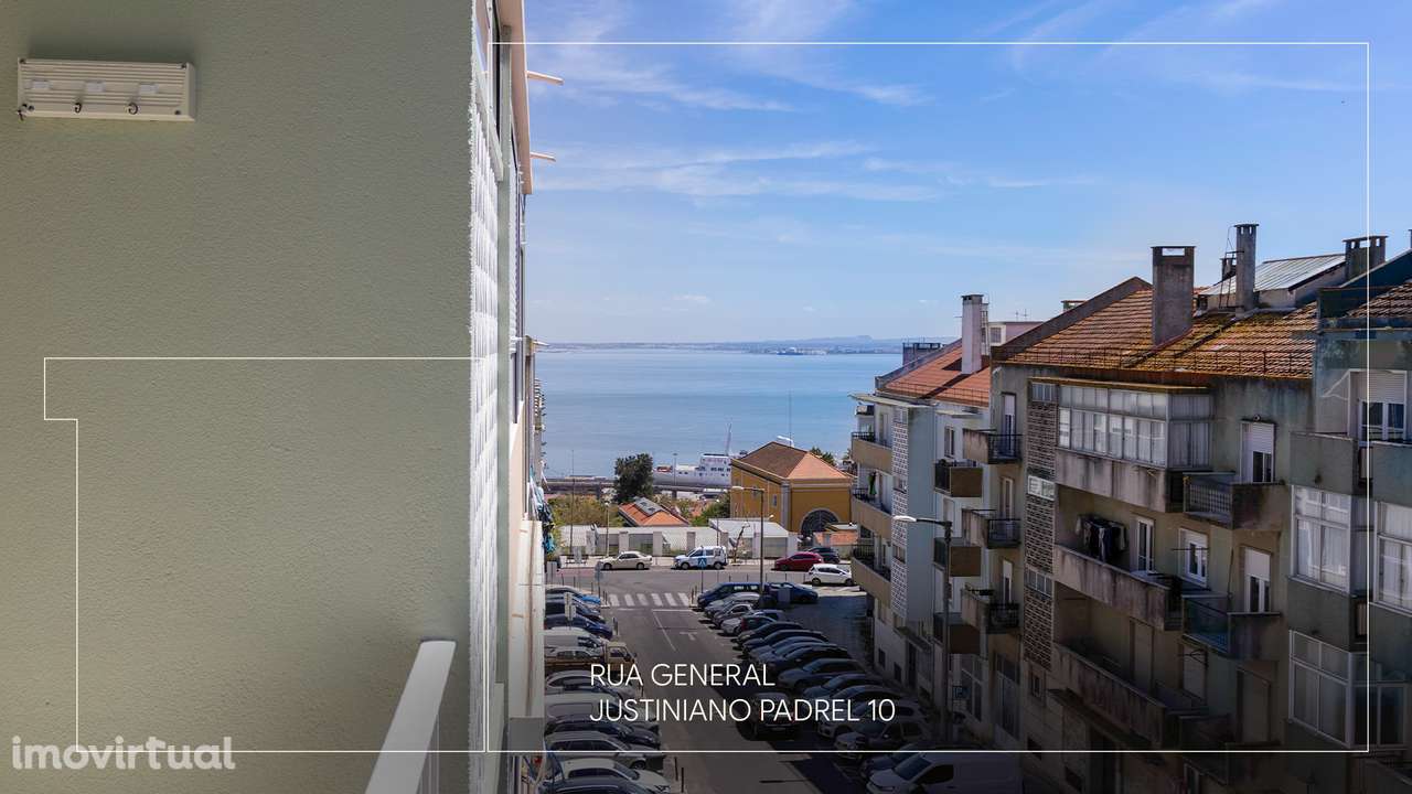 T2 RENOVADO C/ VISTA LATERAL RIO | PRÉDIO REQUALIFICADO C/ ELEVADOR - Grande imagem: 2/19