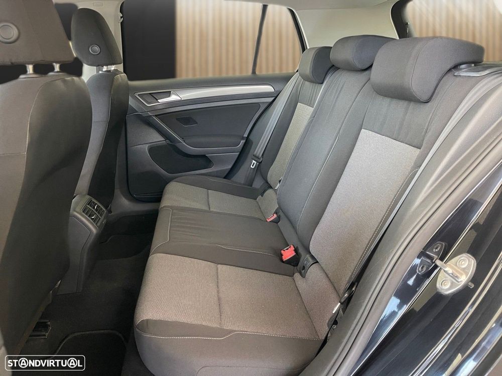 VW Golf 1.6 TDi Trendline - 7