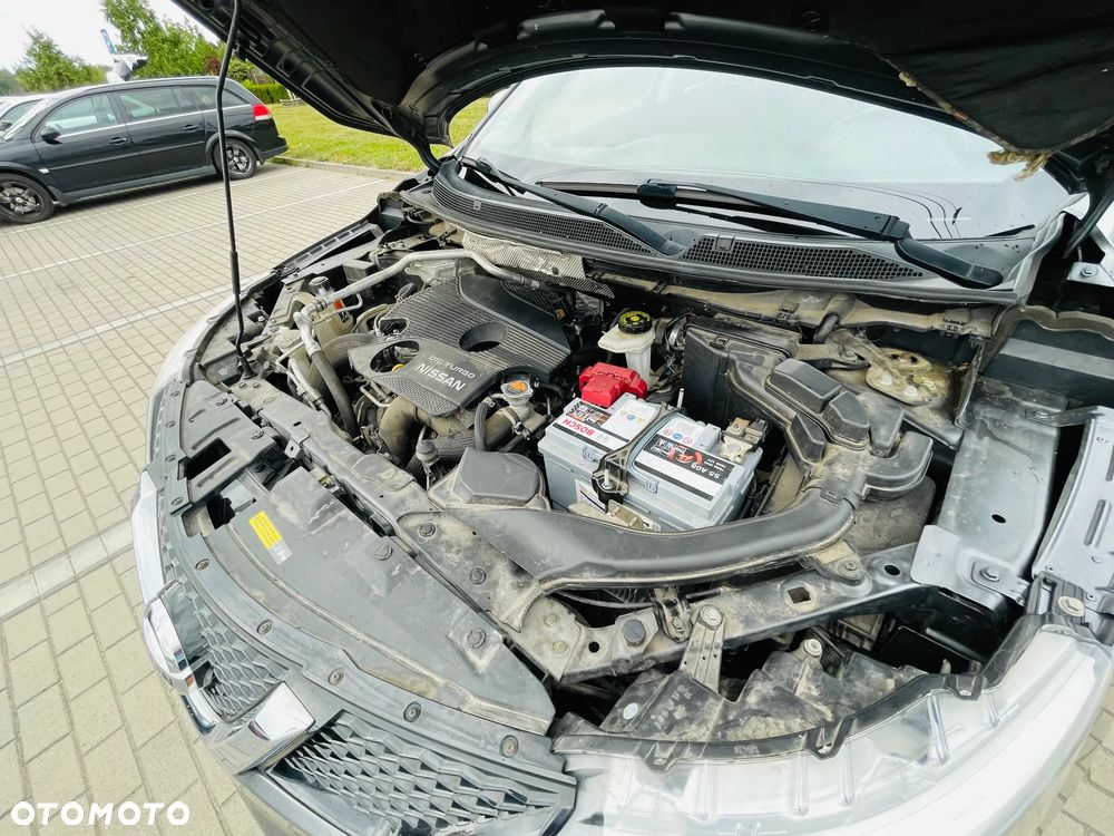 Nissan Qashqai 1.6 DIG-T N-Connecta - 33