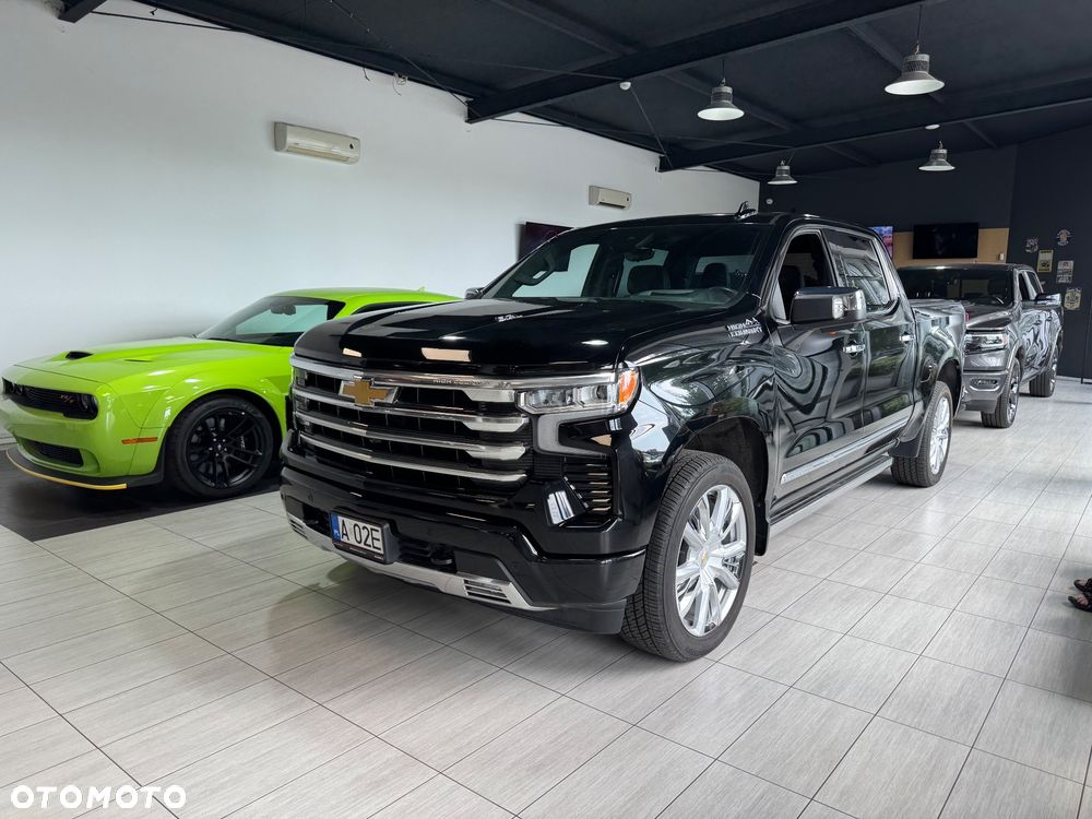 Chevrolet Silverado - 2