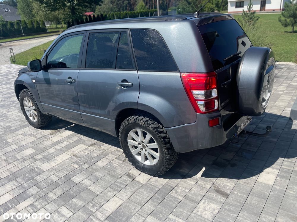 Suzuki Grand Vitara 2.0 Comfort - 10