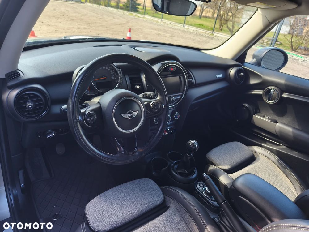 MINI ONE - 9