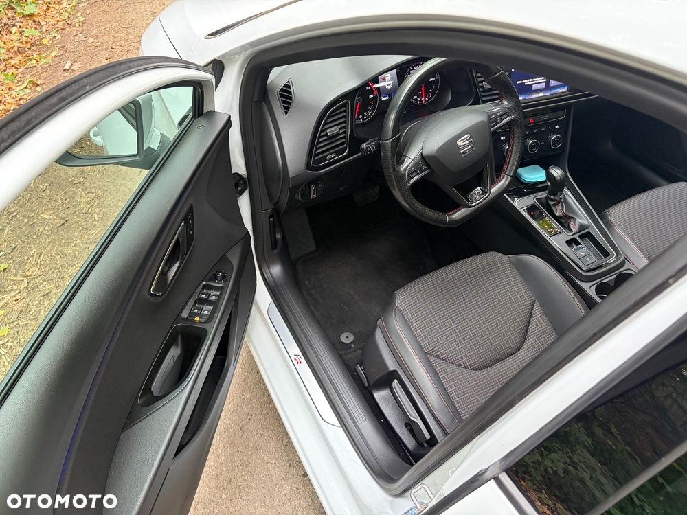Seat Leon 1.5 eTSI FR DSG - 10
