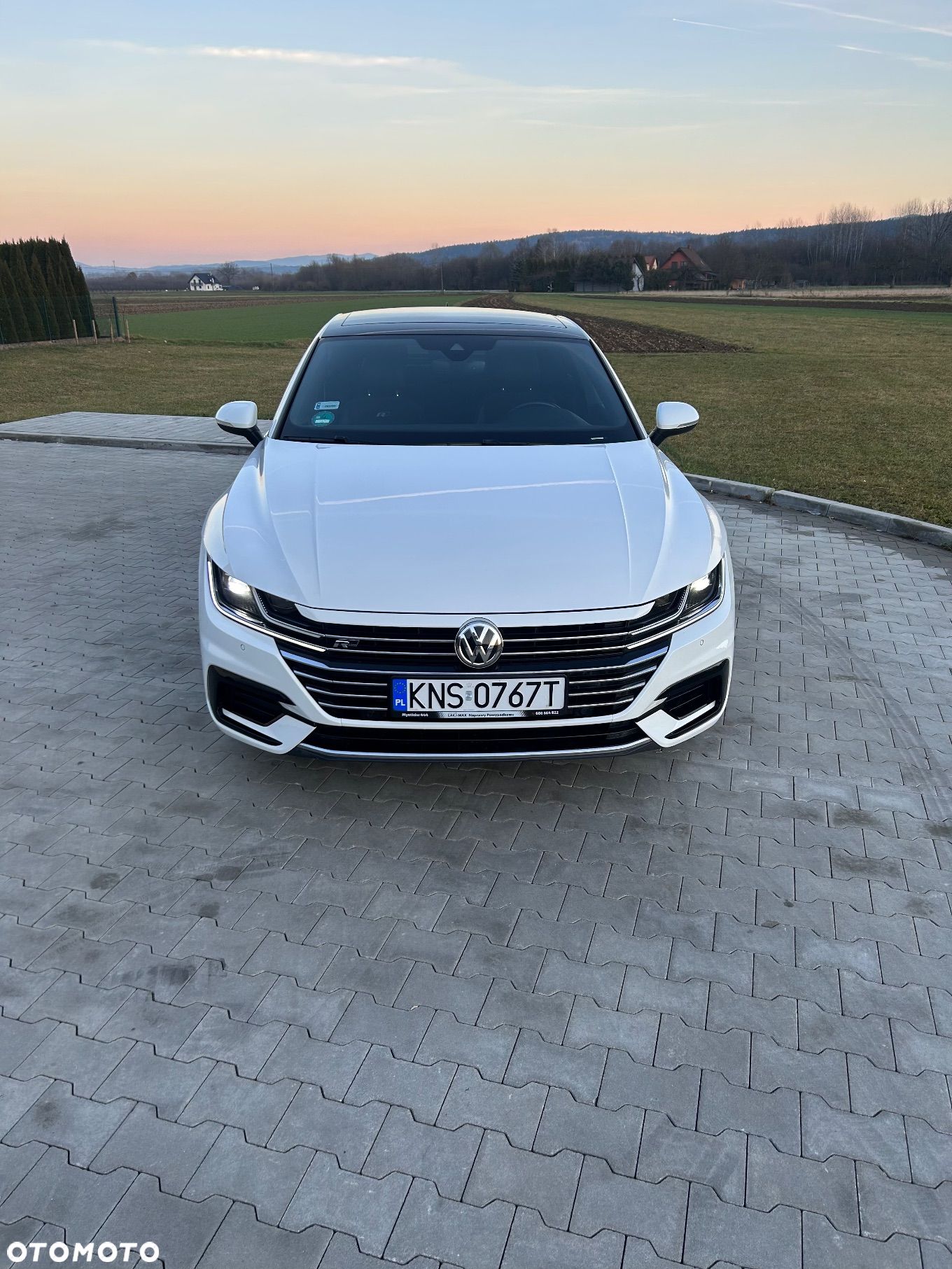 Volkswagen Arteon 2.0 TSI 4Motion R-Line DSG - 1