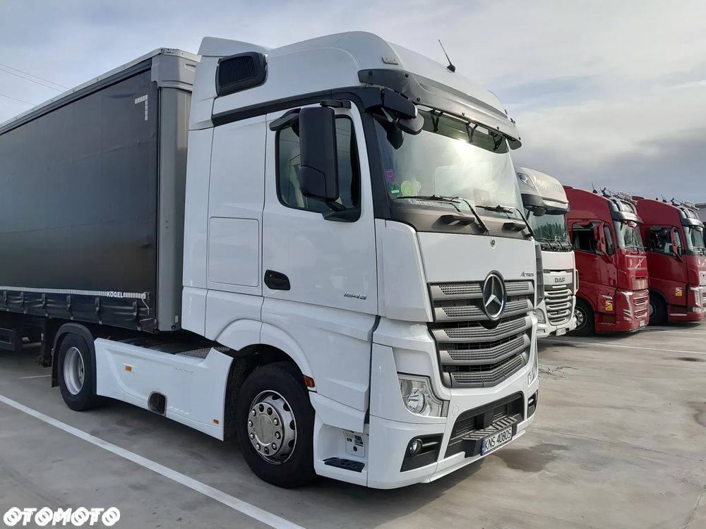 Mercedes-Benz Actros - 15