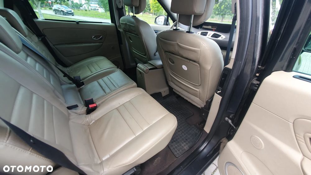 Renault Grand Scenic TCe 130 Dynamique - 10