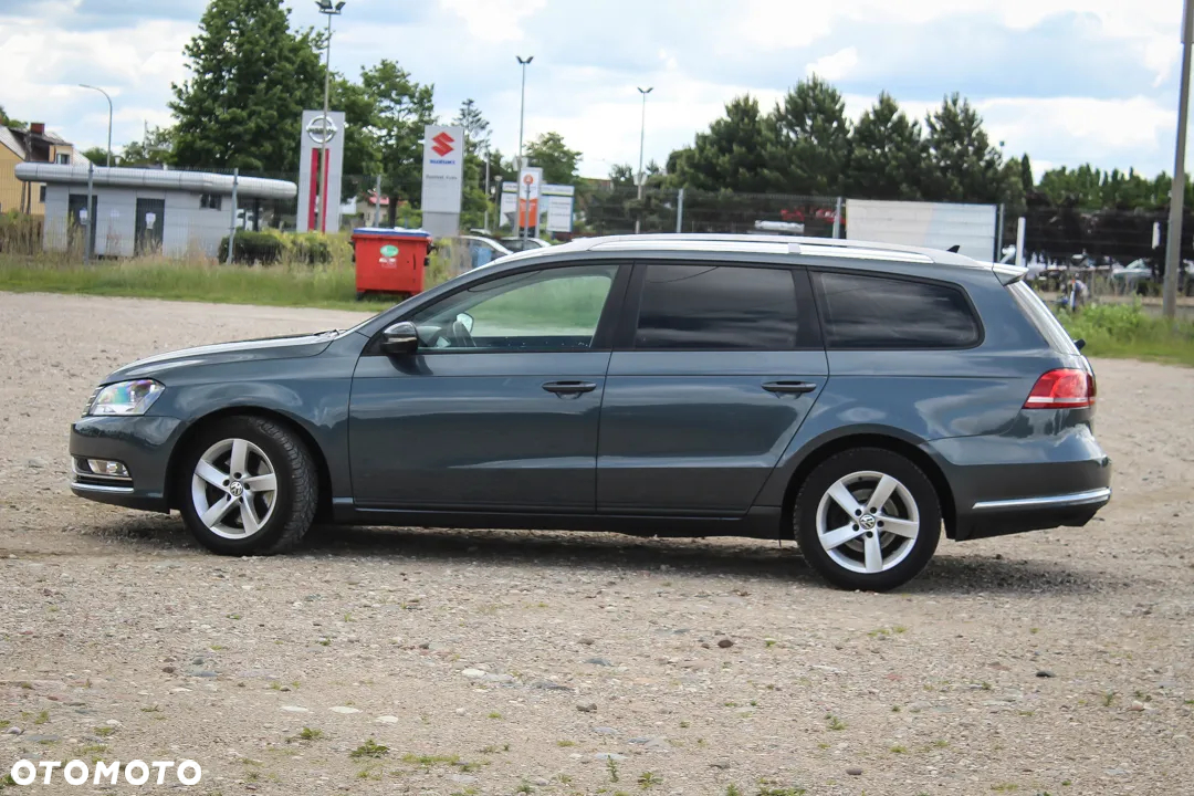Volkswagen Passat Variant 2.0 TDI DSG BlueMotion Technology Comfortline - 12