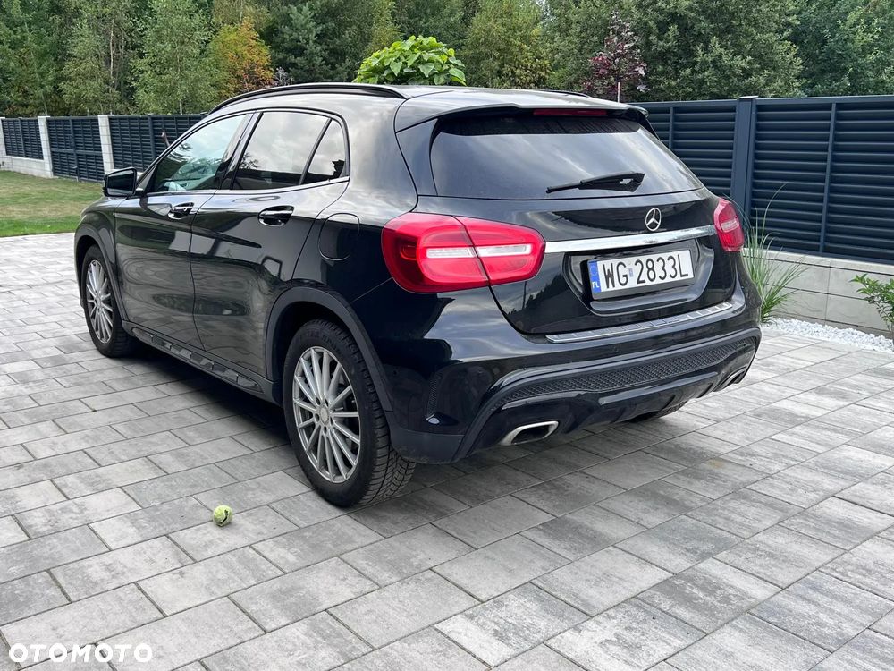 Mercedes-Benz GLA 250 4-Matic AMG Line - 5