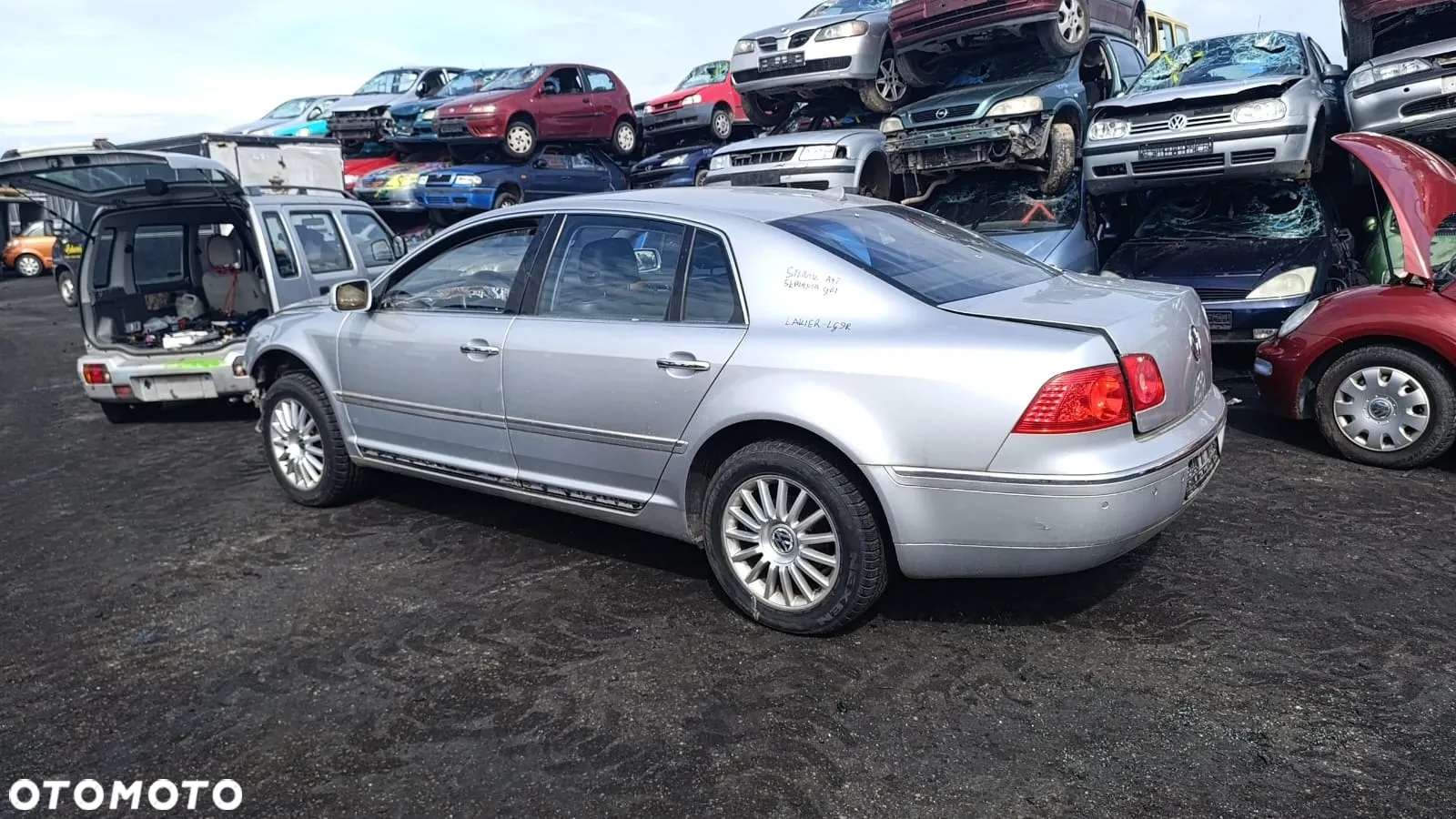 31488 volkswagen phaeton 2003 na częsci kod lakieru LG9R - 6