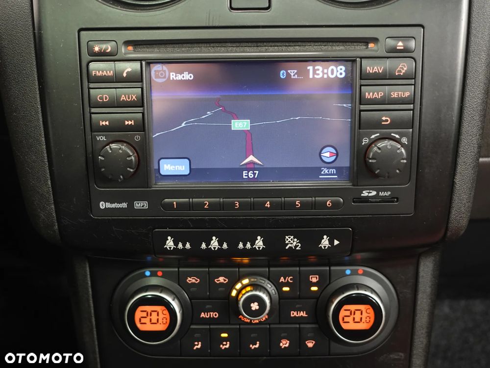 Nissan Qashqai 2.0 4x4 Tekna - 31