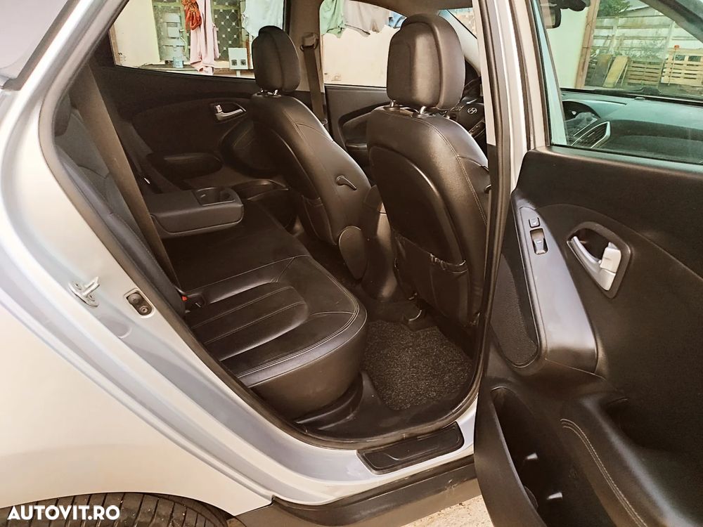 Hyundai ix35 - 12