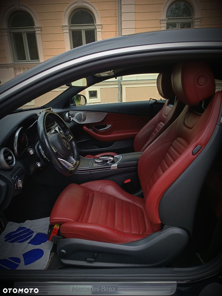 Mercedes-Benz Klasa C 300 9G-TRONIC - 6