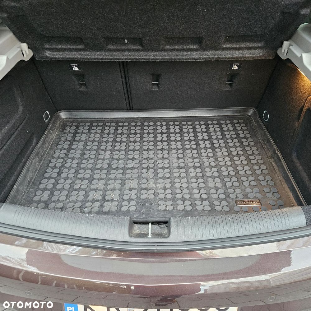 Opel Astra 1.4 T Elite - 18