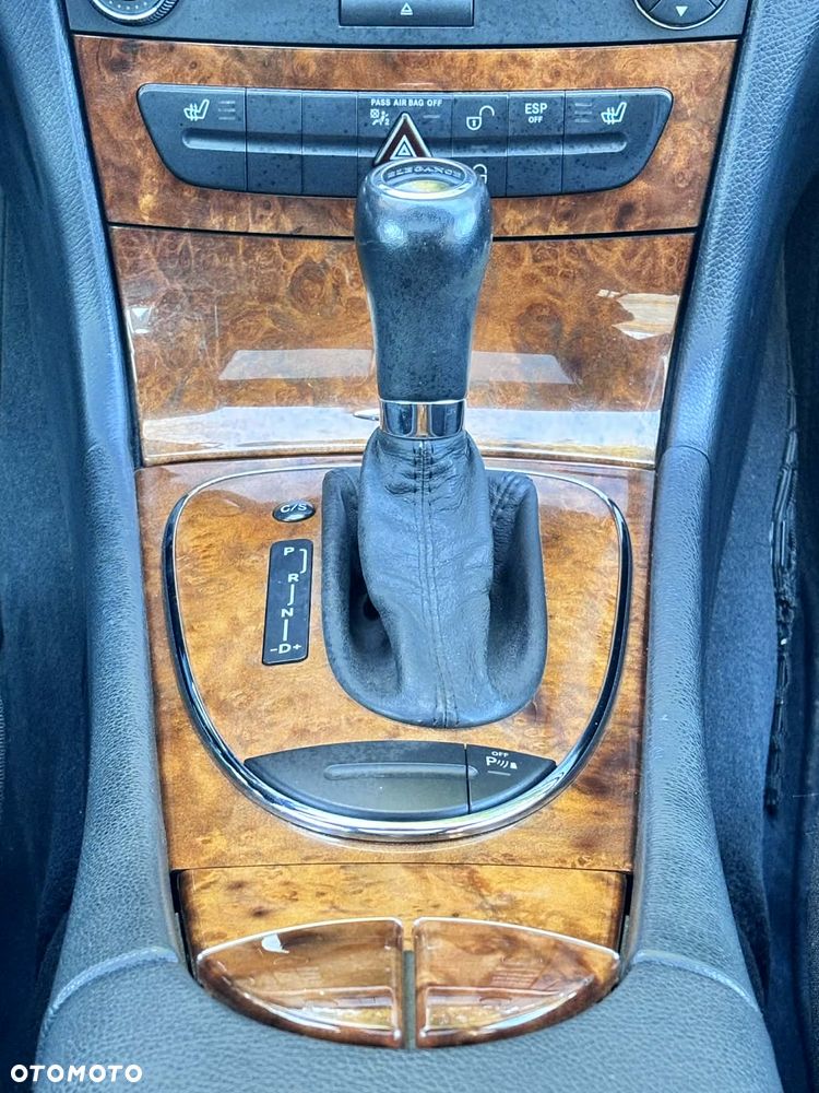 Mercedes-Benz Klasa E 320 CDI Elegance - 14