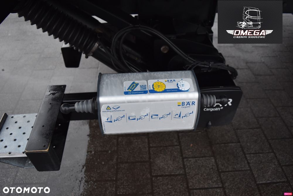 Volvo FM 330 Euro 6 / Kontener 9,4 m / kufer 9,4 m / - 16