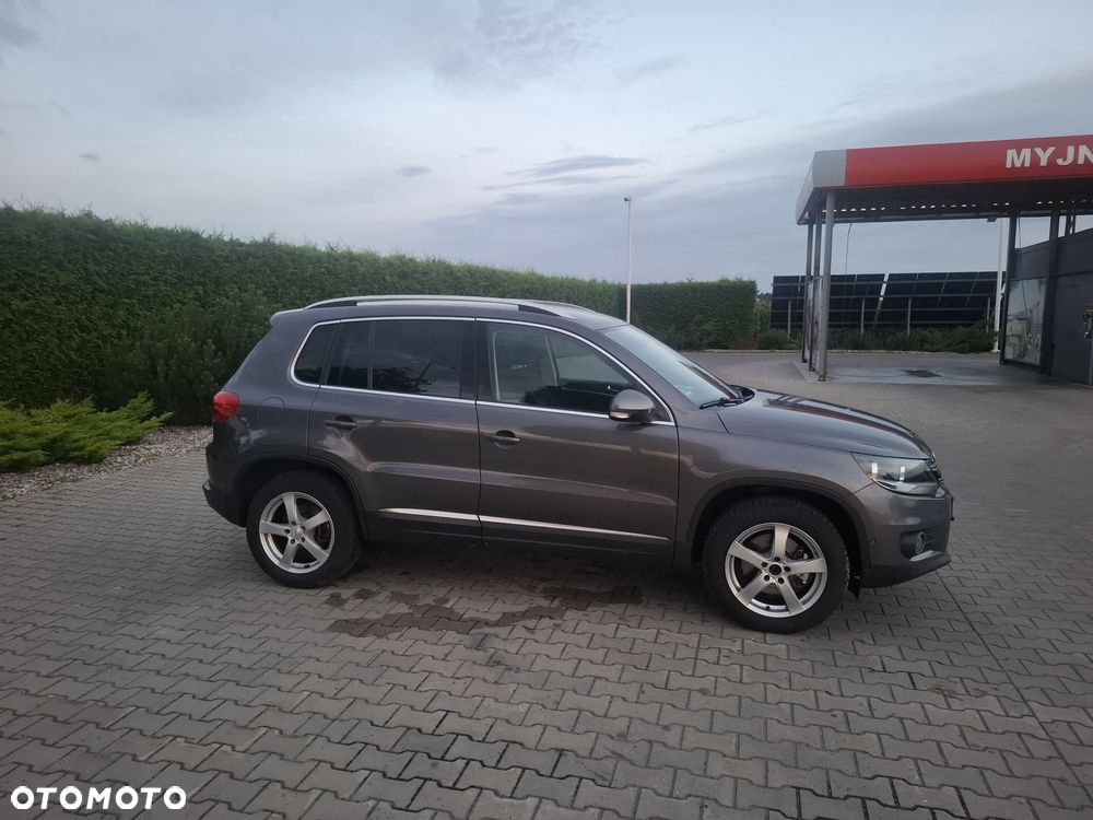 Volkswagen Tiguan - 14