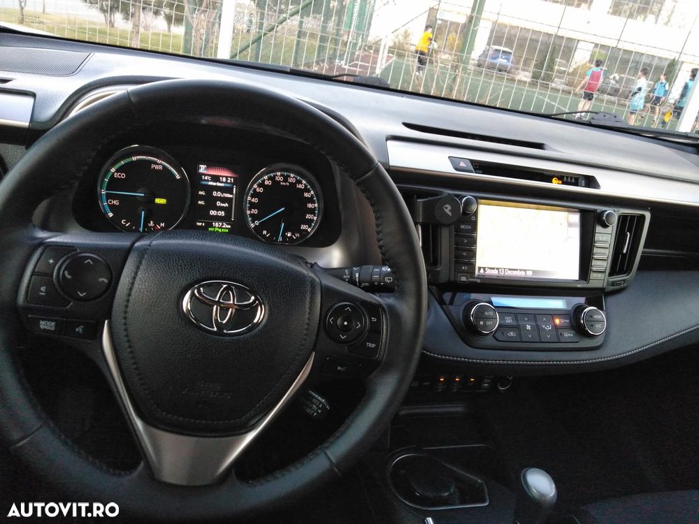 Toyota RAV4 2.5 4x4 Style Selection - 26