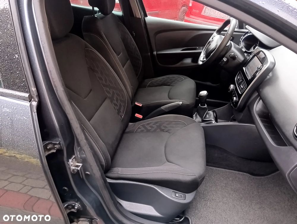Renault Clio TCe 90 Limited - 16