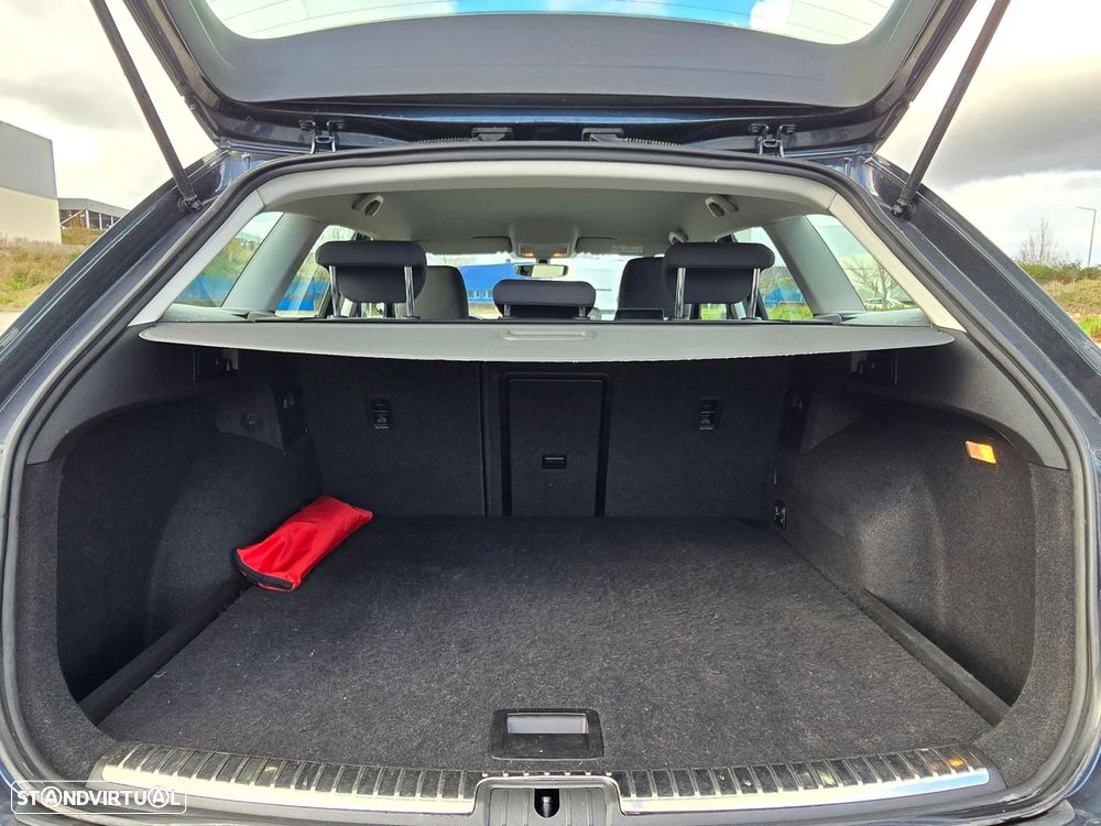 SEAT Leon ST 1.6 TDI Reference S/S - 18