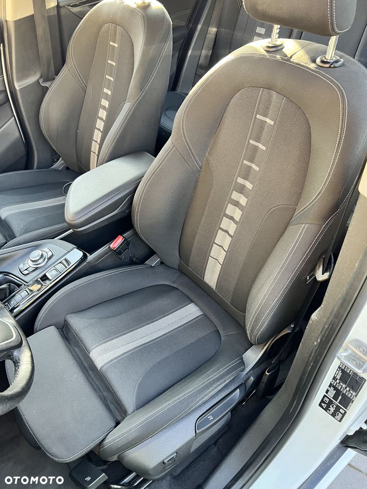 BMW X1 xDrive25d Sport Line - 15