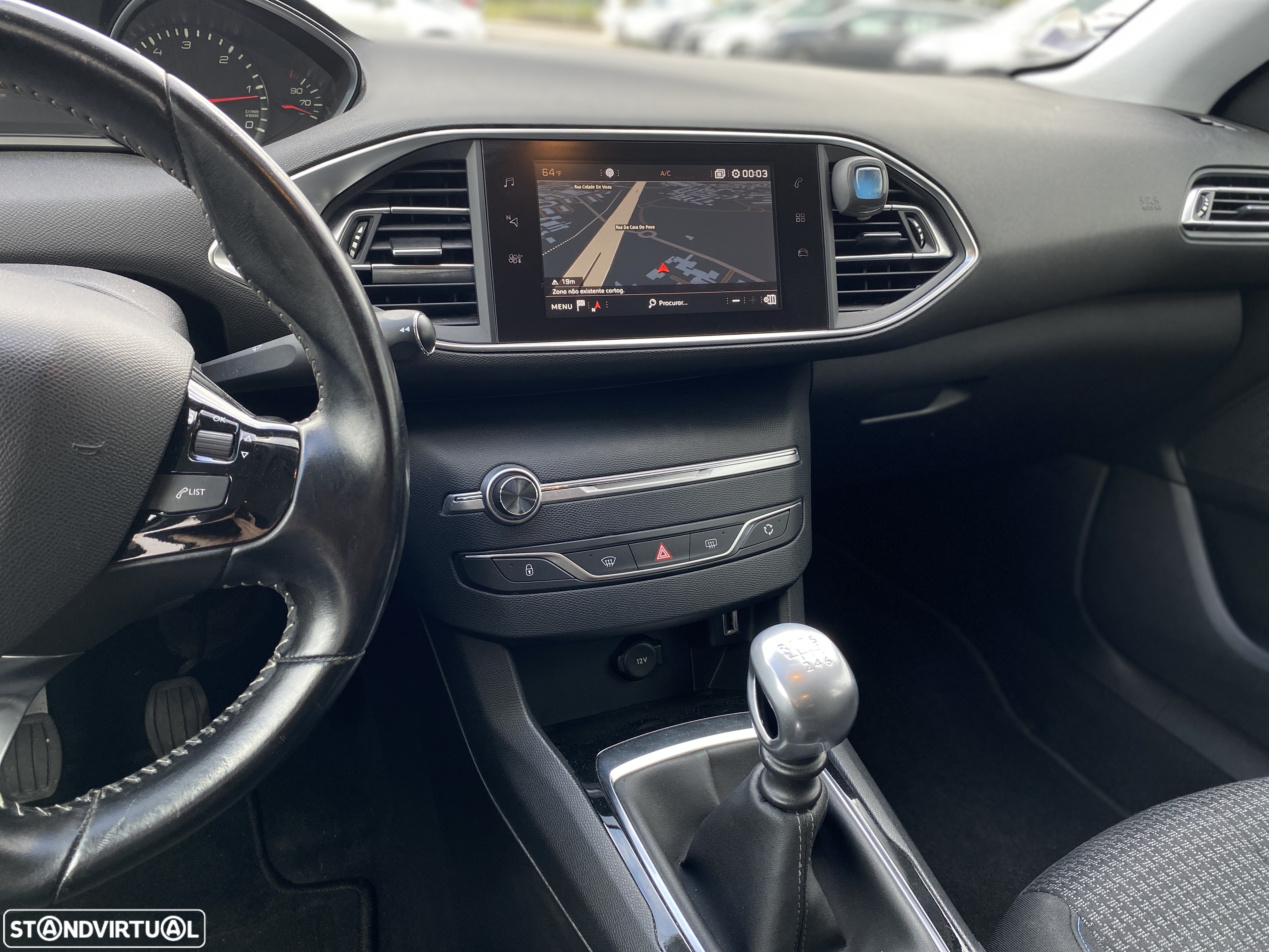 Peugeot 308 SW 1.5 BlueHDi Style - 32