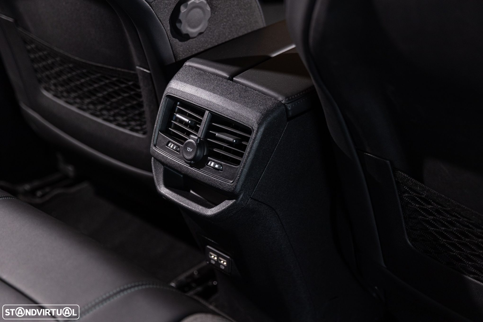 Peugeot 3008 1.6 Hybrid Allure e-EAT8 - 29