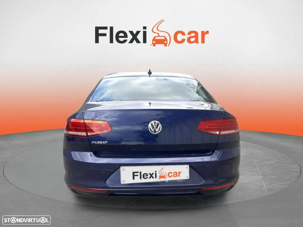 VW Passat 1.6 TDI BlueMotion - 8