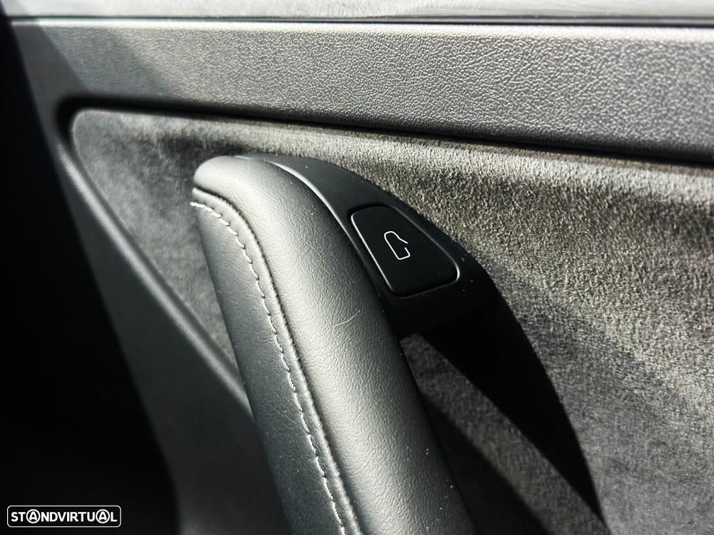 Tesla Model 3 Long Range AWD Dual Motor - 35