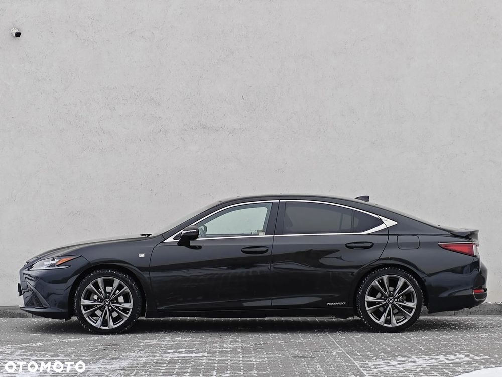 Lexus ES 300h F Sport Edition - 8
