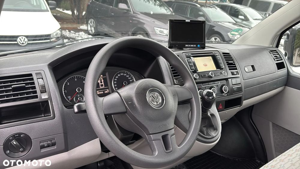 Volkswagen Transporter T5 - 11