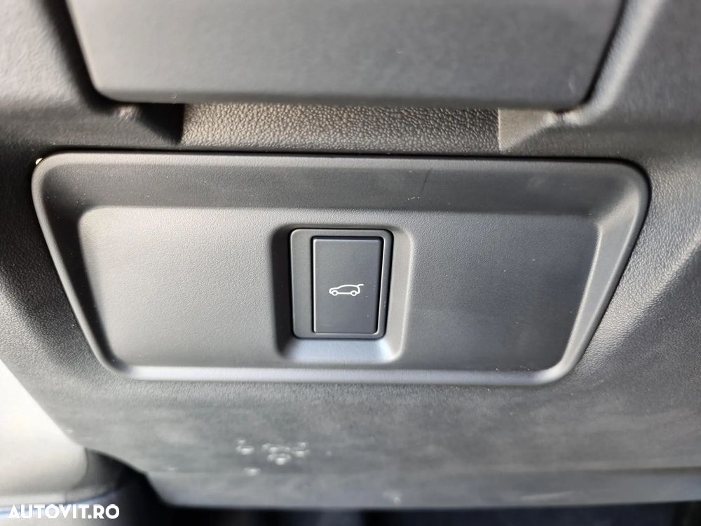 Land Rover Discovery Sport 2.0 D165 R-Dynamic MHEV SE - 15