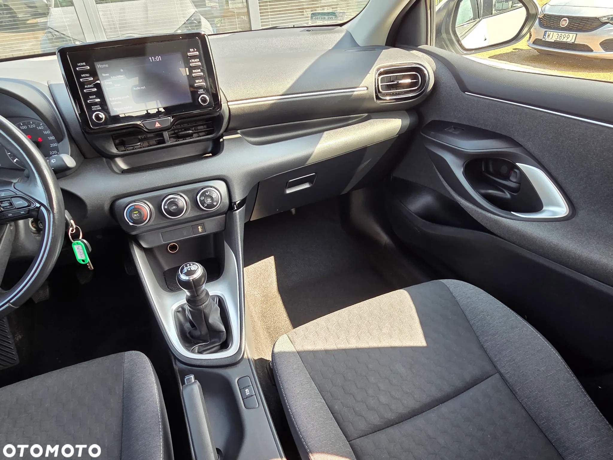 Toyota Yaris 1.0 Comfort - 32