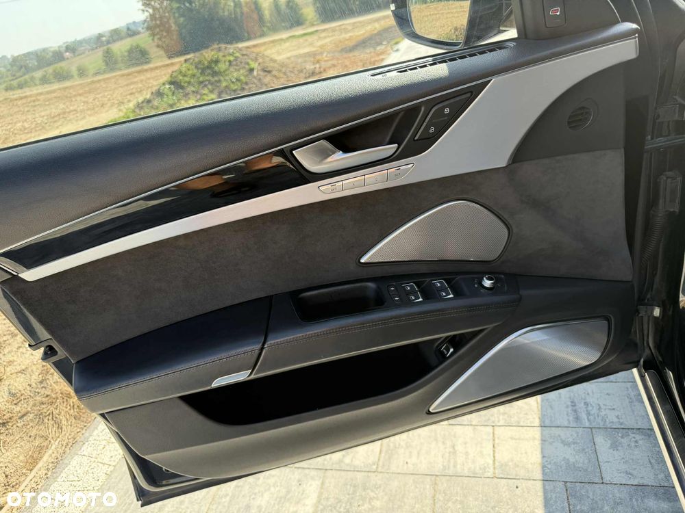 Audi A8 3.0 TDI clean diesel L Quattro - 16