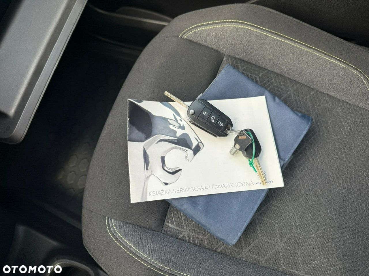 Peugeot Rifter - 28