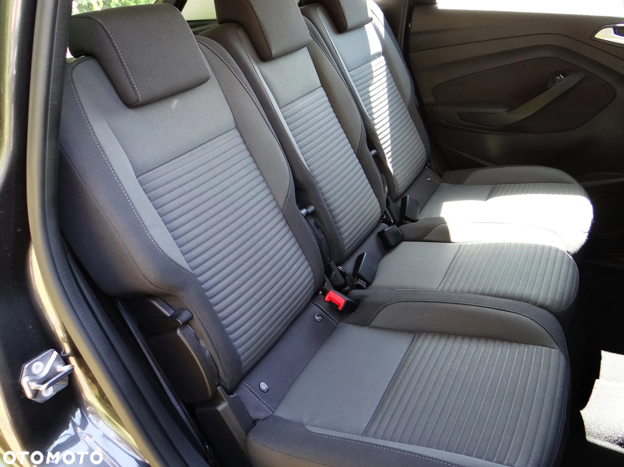 Ford C-MAX 1.5 EcoBoost Start-Stop-System Titanium - 30