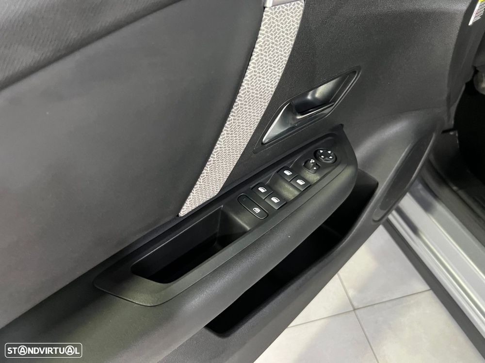 Citroën C4 1.2 PureTech Feel Pack - 25