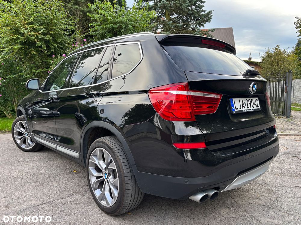 BMW X3 xDrive28i Sport-Aut - 4