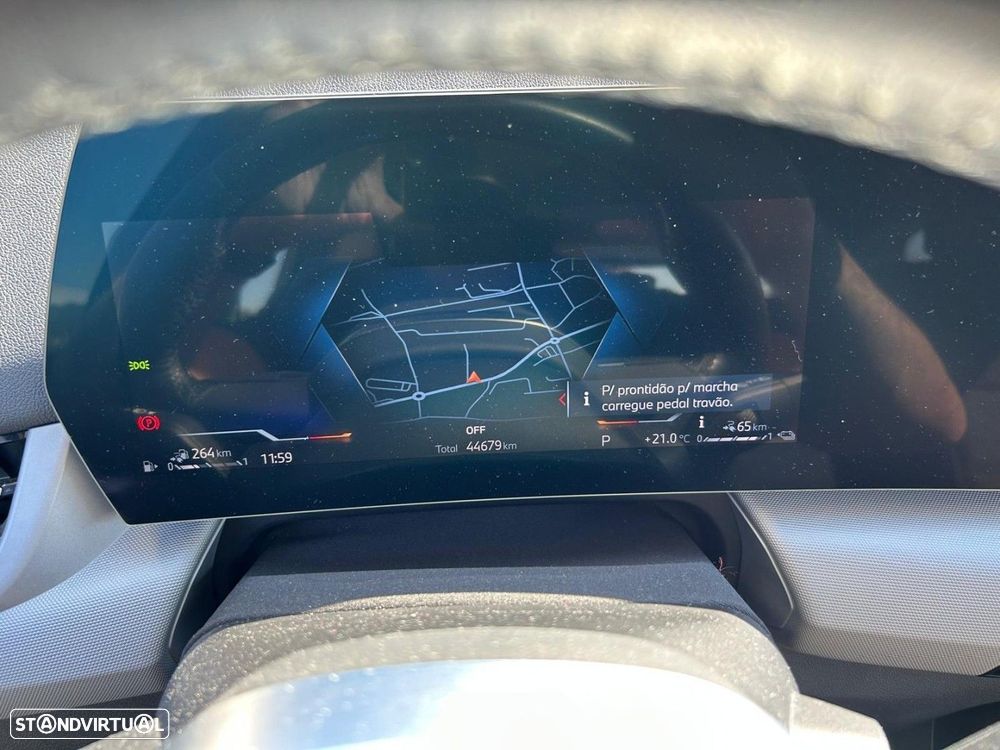 BMW 225xe Active Tourer - 13