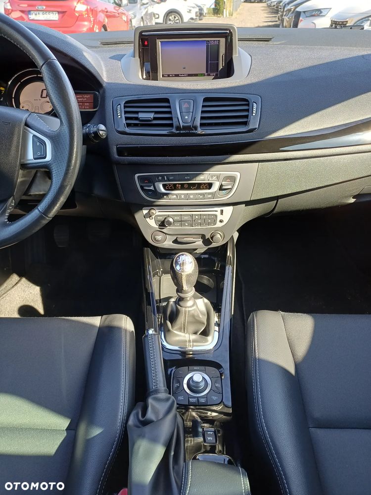 Renault Megane ENERGY TCe 115 Start & Stop Bose Edition - 26