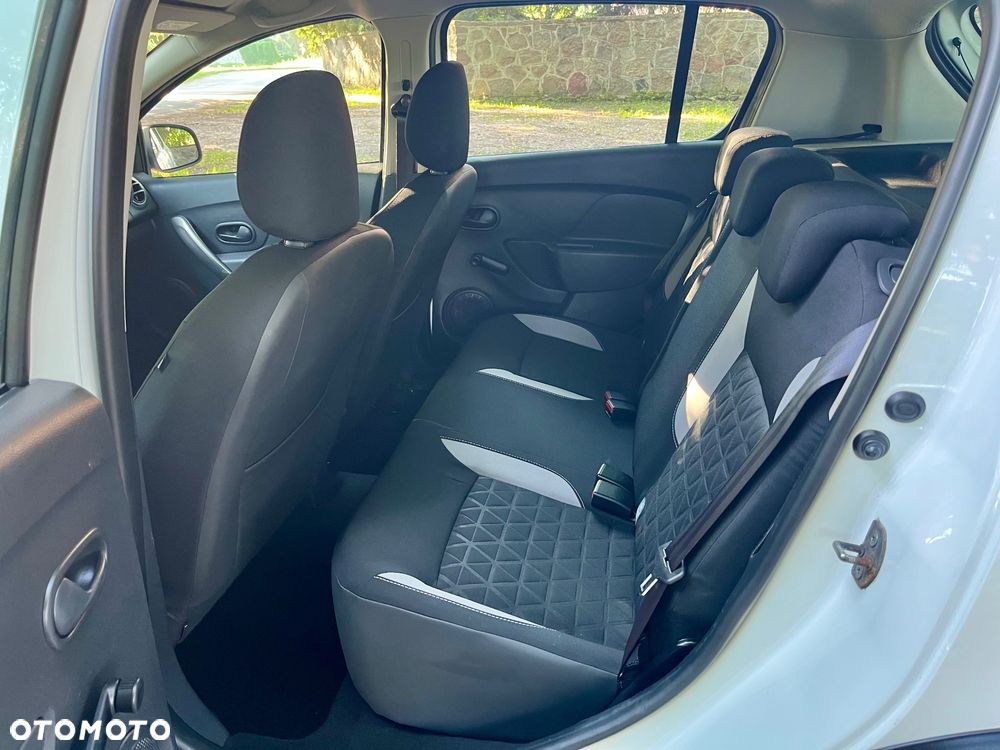 Dacia Sandero Stepway TCe 90 (S&S) Prestige - 12